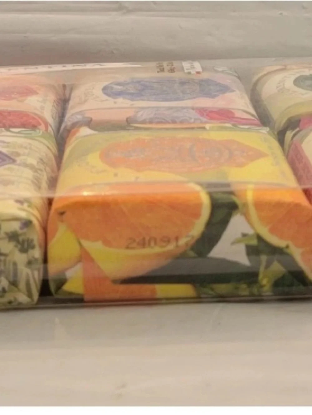 La Florentina Luxury Italian Soap Collection Gift Set 6 x 3.7 Oz Bars Lavender